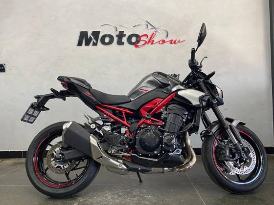 KAWASAKI Z900 KAWASAKI Z900